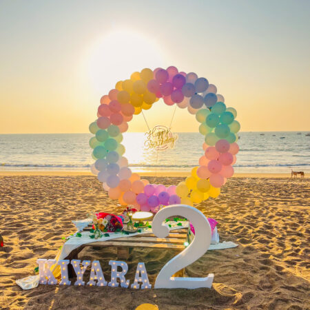 Beachside balloon ring
