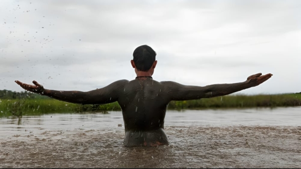 Mud Bathing Experience at Chorão - Image 3