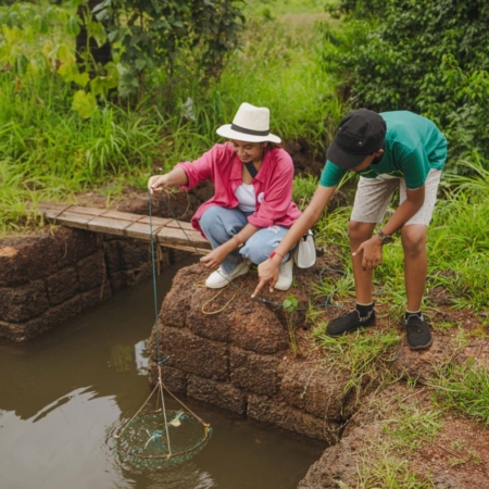Fishing and Crab Cooking Experience.